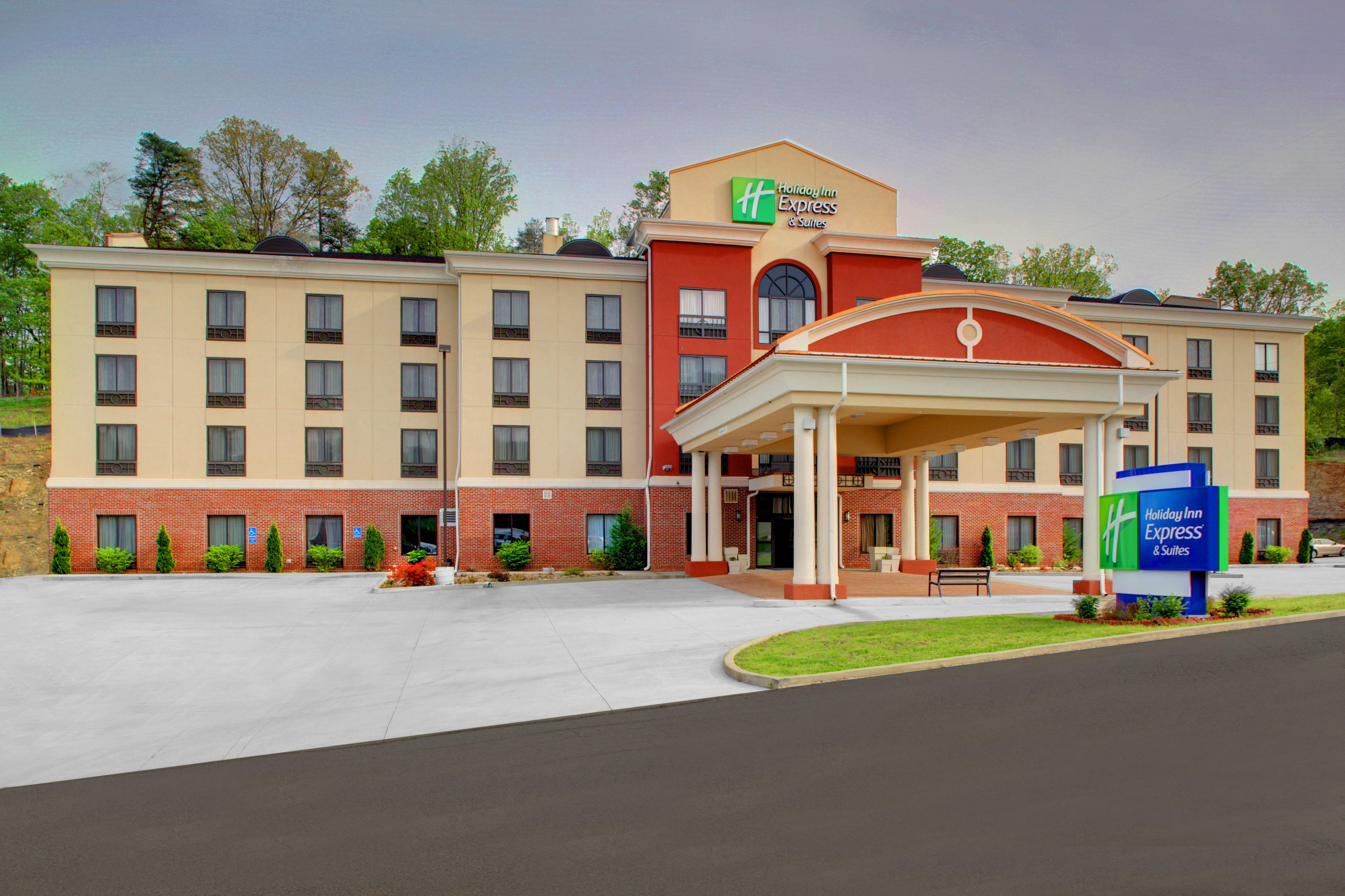 Holiday Inn Express & Suites Cross Lanes, An Ihg Hotel Esterno foto